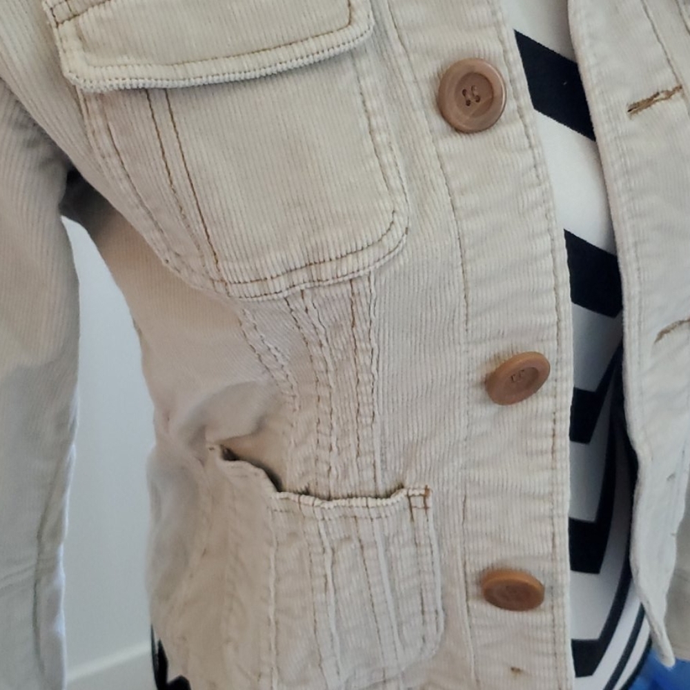 Jacket - Picture 3 of 6